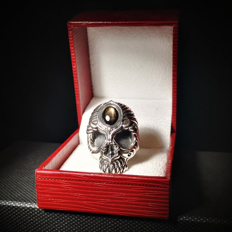 Skull Black Star Sapphire