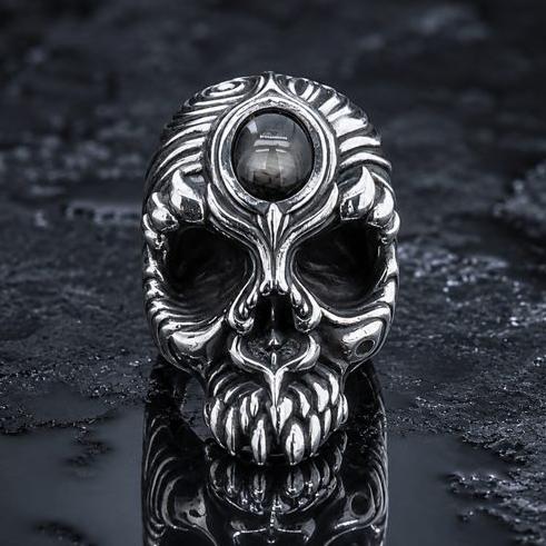 Skull Black Star Sapphire