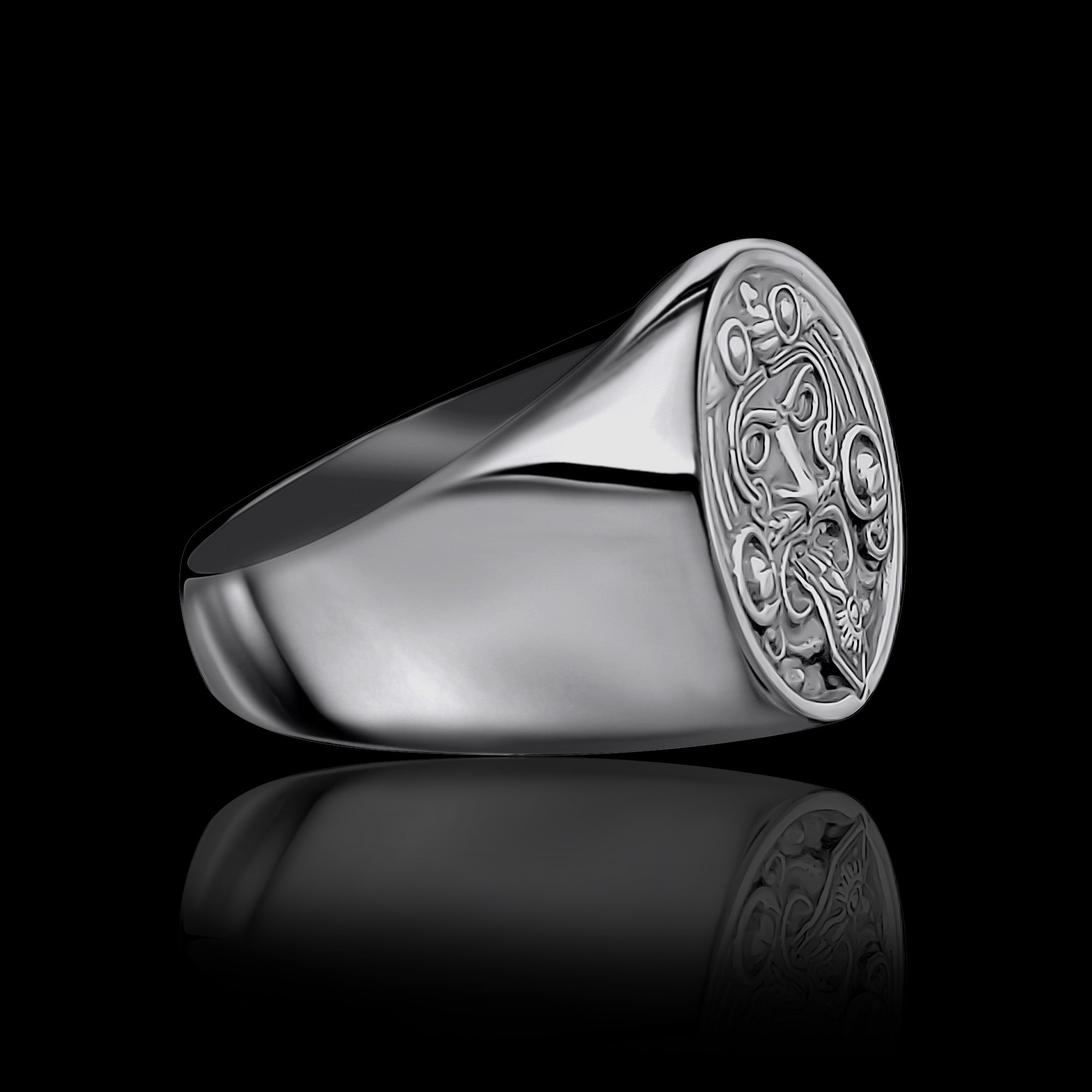 Detailed silver ring